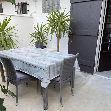 Апартаменты Lumineux Avec Terrasse